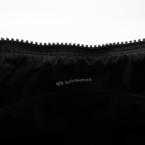 Lululemon Pleated Shoulder Bag 10L Grey Sage - Picture 10 of 12